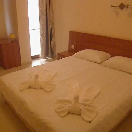 7 In Kaya House Apartment